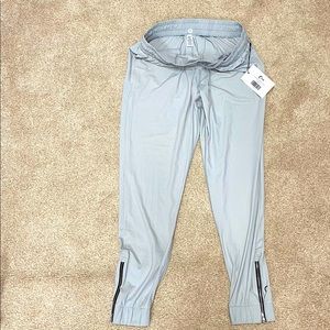 Zyia Everywhere Zipper Jogger